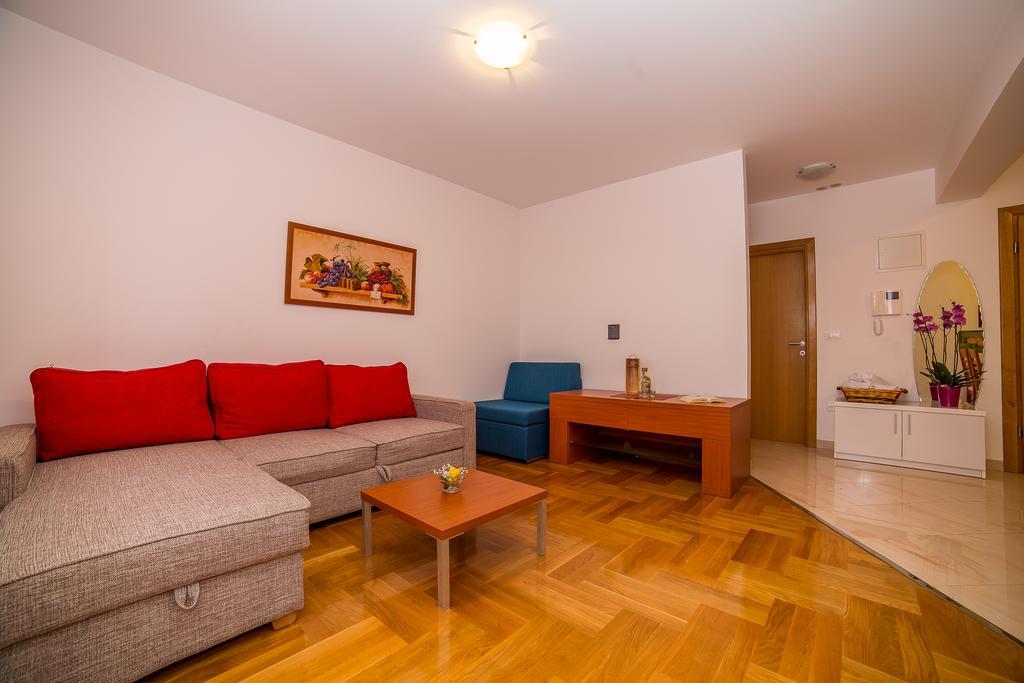 Apartments Kristina Makarska Bilik gambar